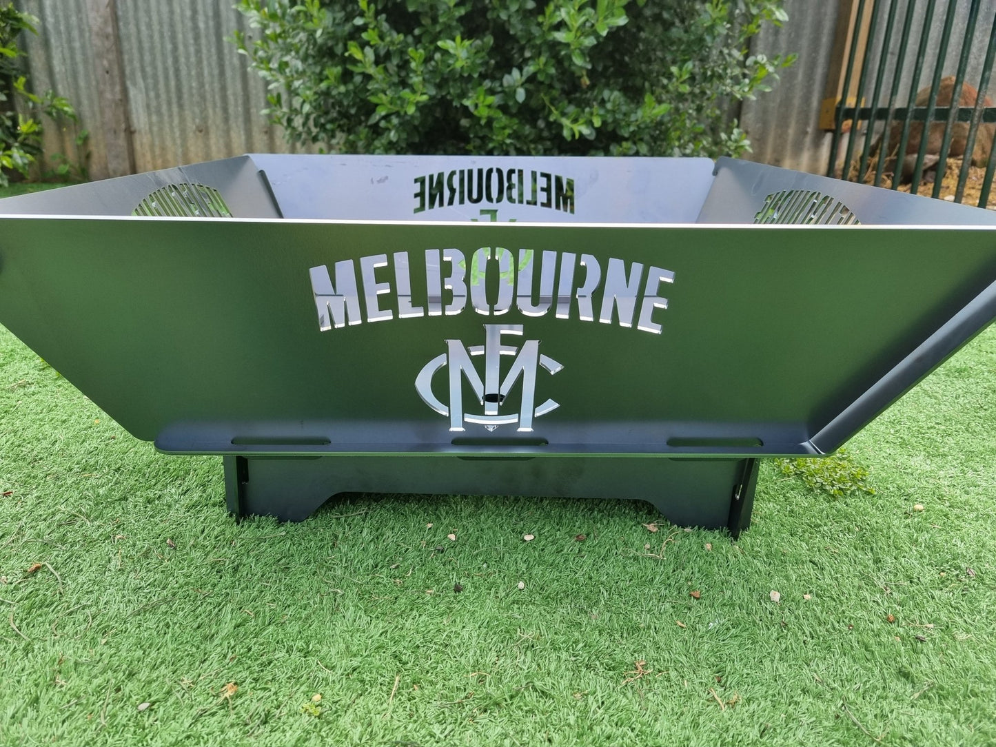 Melbourne Demons Fire Pit Flat Pack Collapsible Portable