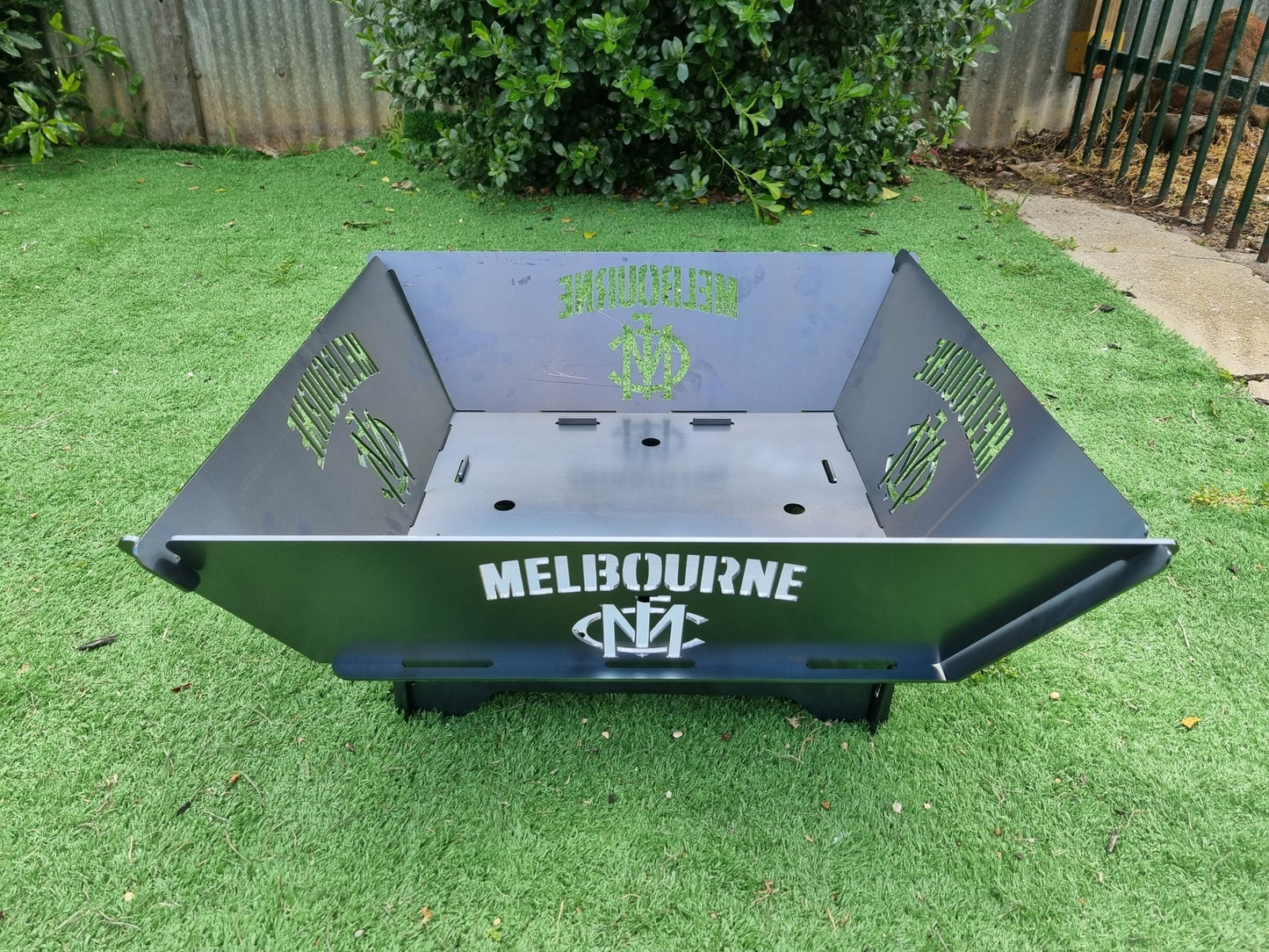 Melbourne Demons Fire Pit Flat Pack Collapsible Portable