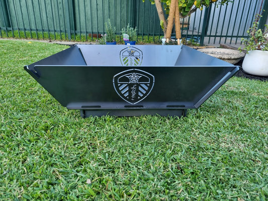 Leeds United Flat Pack Fire Pit Collapsible Portable