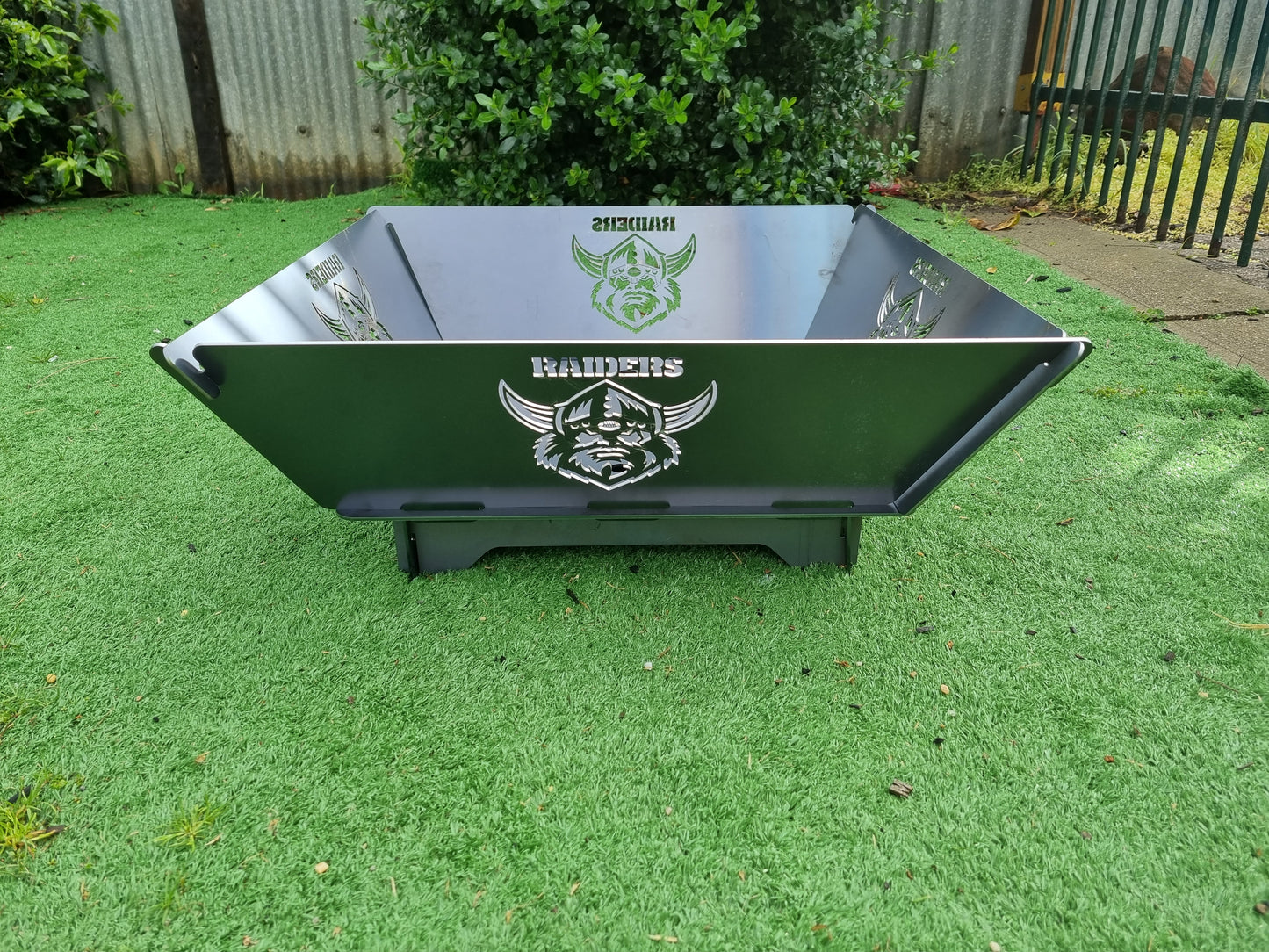 Canberra Raiders NRL Fire Pit Collapsible 3mm Thick Australian Steel