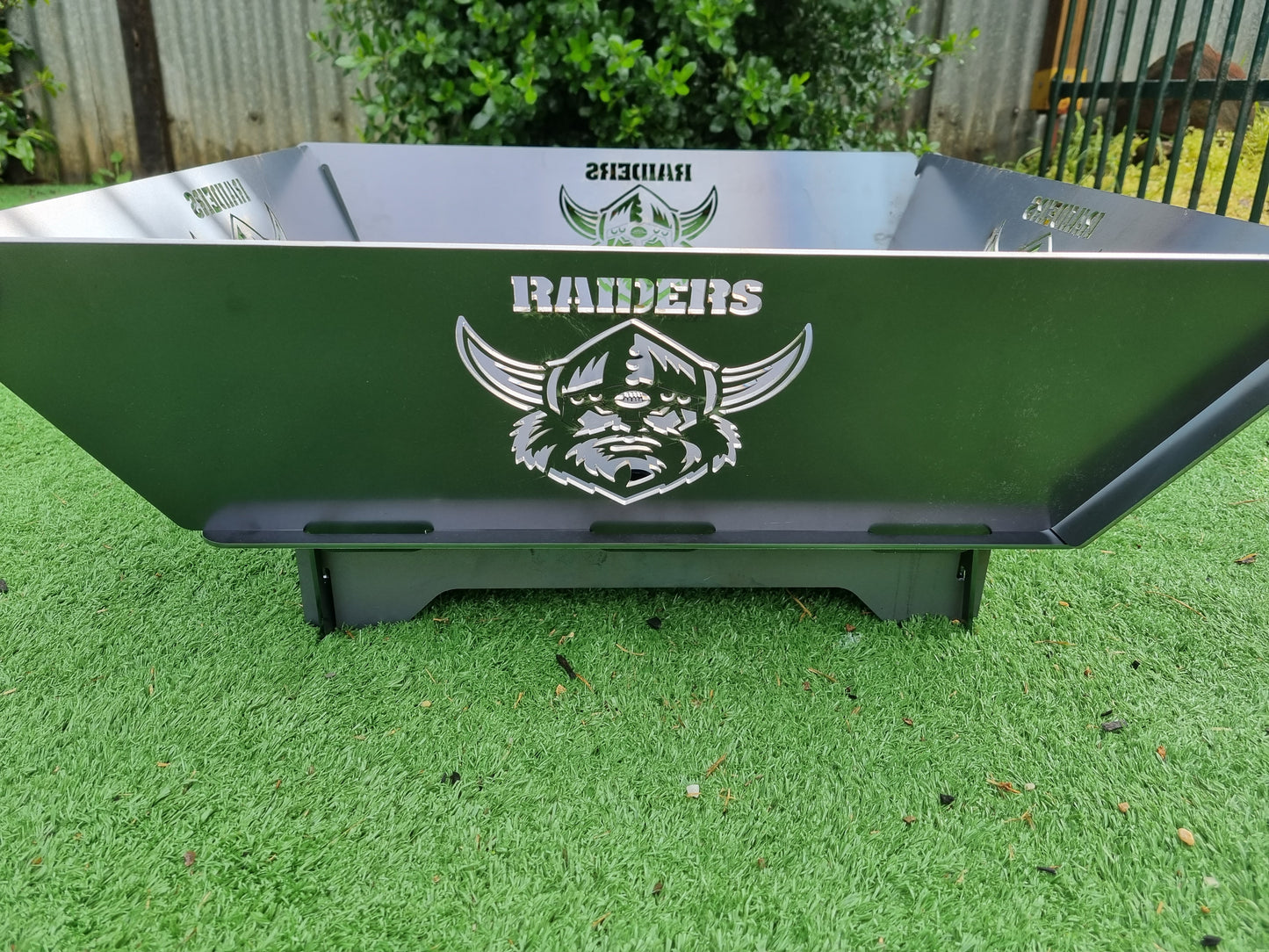 Canberra Raiders NRL Fire Pit Collapsible 3mm Thick Australian Steel