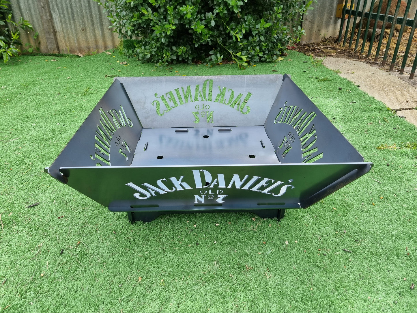 Jack Daniels Fire Pit Collapsible 3mm Thick Australian Steel