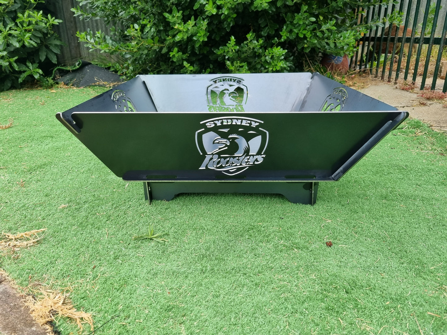 Sydney Roosters Fire Pit Collapsible 3mm Thick Australian Steel