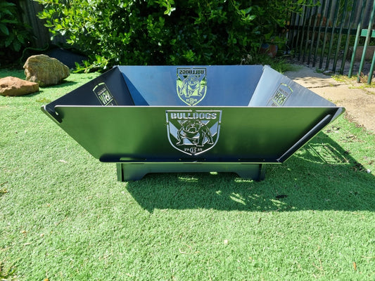 Bulldogs NRL Fire Pit Flat Pack Collapsible Portable - Robs Fire Pits